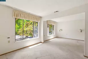 1400 Ptarmigan Dr, Walnut Creek, CA 94595 - Photo 7