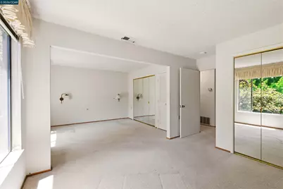 1400 Ptarmigan Dr #5, Walnut Creek, CA 94595 - Photo 5