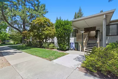 1400 Ptarmigan Dr #5, Walnut Creek, CA 94595 - Photo 1