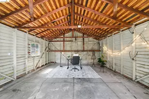 107 Covington St, Oakland, CA 94605 - Photo 21