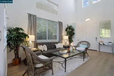 5568 Brook Falls Ct, Stockton, CA 95219 - Photo 5