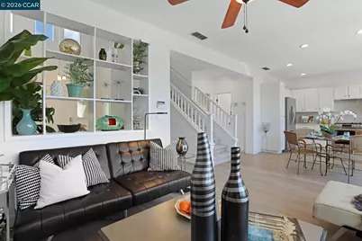 5568 Brook Falls Ct, Stockton, CA 95219 - Photo 9