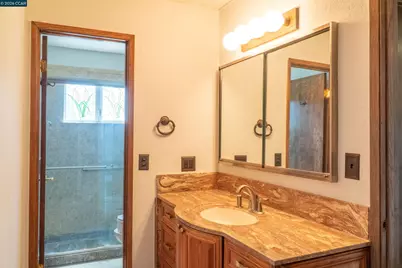 2300 Wildwood Ct, Antioch, CA 94509 - Photo 23