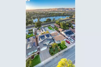 3249 Greenwood Dr, Fremont, CA 94536 - Photo 9