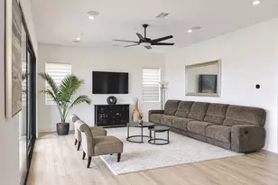 27151 Backdrop Ln, Valencia (santa Clarita), CA 91381 - Photo 9
