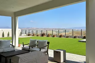 27151 Backdrop Ln, Valencia (santa Clarita), CA 91381 - Photo 17