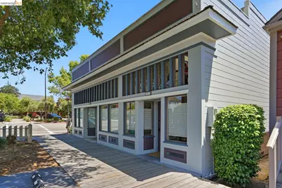 820 Delaware St, Berkeley, CA 94710 - Photo 1