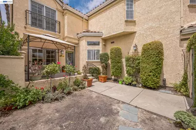 215 Majorca Dr, San Ramon, CA 94582 - Photo 3