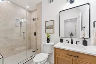 546 Weldon Ave, Oakland, CA 94610 - Photo 11