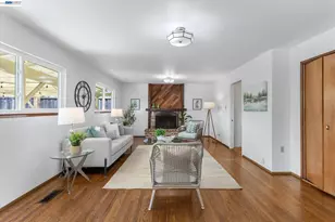 156 Mecartney Rd, Alameda, CA 94502 - Photo 11