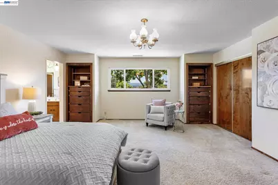 156 Mecartney Rd, Alameda, CA 94502 - Photo 29