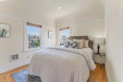 667 10th St, Oakland, CA 94607 - Photo 5