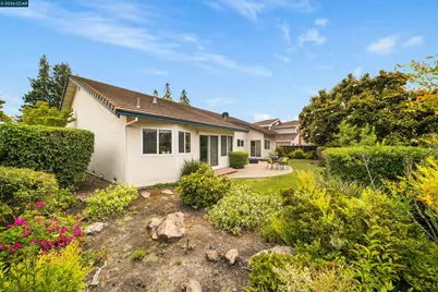 3237 Vera Cruz Dr, San Ramon, CA 94583 - Photo 43