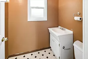19609 Fern Way, Castro Valley, CA 94546 - Photo 47