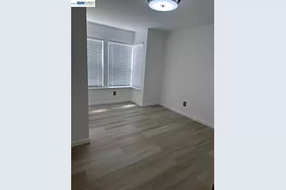 1021 Santa Ines Ct, Oakland, CA 94601 - Photo 3