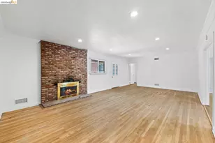 15138 Hiawatha St, Los Angeles, CA 91345 - Photo 9