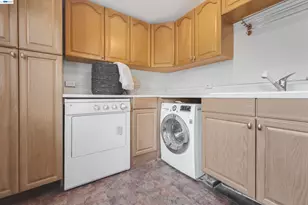 209 Lexington Ave, Redwood City, CA 94062 - Photo 79