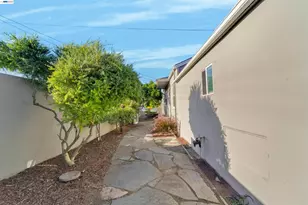 209 Lexington Ave, Redwood City, CA 94062 - Photo 81