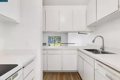 1731 Ellis St #16, Concord, CA 94520 - Photo 11