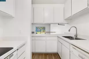 1731 Ellis St, Concord, CA 94520 - Photo 11