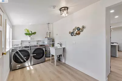 2720 Short St, Oakland, CA 94619 - Photo 27