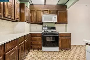 841 Ocean Ave, San Francisco, CA 94112 - Photo 11