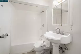 841 Ocean Ave, San Francisco, CA 94112 - Photo 25