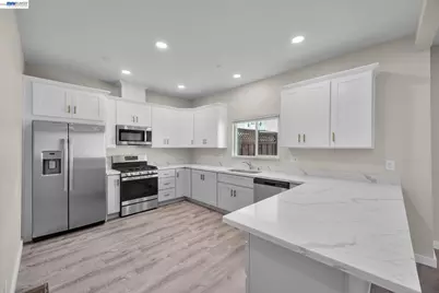 47 2nd, Rio Vista, CA 94571 - Photo 7