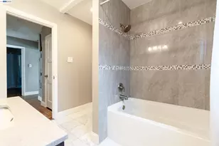 21835 Redwood Rd, Castro Valley, CA 94546 - Photo 11