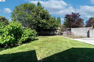 21835 Redwood Rd, Castro Valley, CA 94546 - Photo 25
