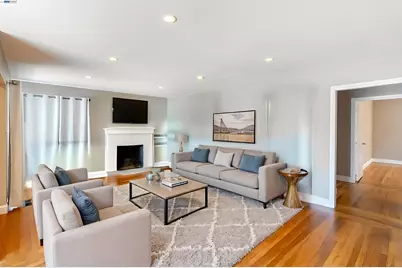 21835 Redwood Rd, Castro Valley, CA 94546 - Photo 3