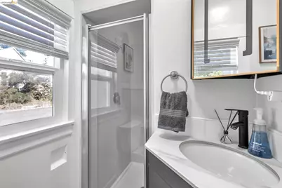 15 Monte Vista Ave, Vallejo, CA 94590 - Photo 19