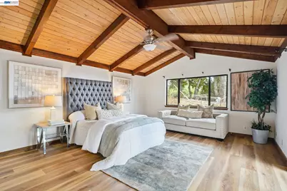 23762 Hutchinson Rd, Los Gatos, CA 95033 - Photo 21