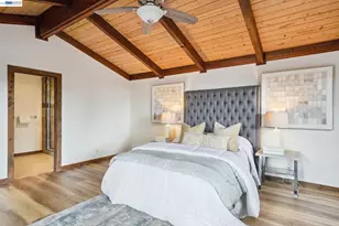 23762 Hutchinson Rd, Los Gatos, CA 95033 - Photo 19