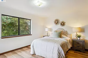 23762 Hutchinson Rd, Los Gatos, CA 95033 - Photo 15