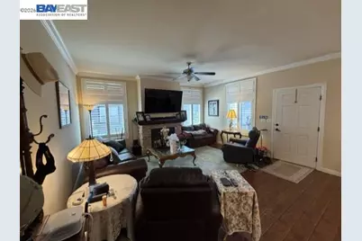3263 Vineyard Ave #207, Pleasanton, CA 94566 - Photo 9