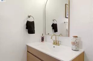 27409 Capri Ave, Hayward, CA 94545 - Photo 19