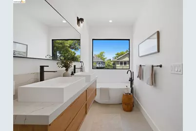 546 61st St, Oakland, CA 94609 - Photo 61
