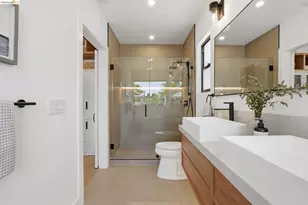 546 61st St, Oakland, CA 94609 - Photo 63