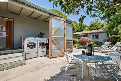 2817 Stanton St, Berkeley, CA 94702 - Photo 37