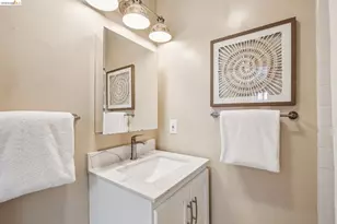 2817 Stanton St, Berkeley, CA 94702 - Photo 25