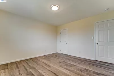 6225 Harmon Ave, Oakland, CA 94621 - Photo 19