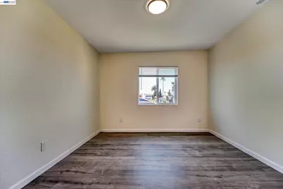 6225 Harmon Ave, Oakland, CA 94621 - Photo 15