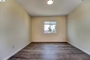6225 Harmon Ave, Oakland, CA 94621 - Photo 15