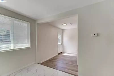 6225 Harmon Ave, Oakland, CA 94621 - Photo 29