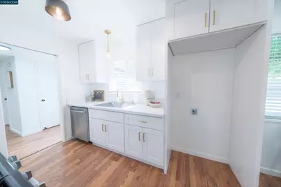 3085 Stanton Cir, Carmichael, CA 95608 - Photo 9