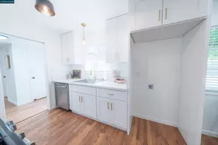 3085 Stanton Cir, Carmichael, CA 95608 - Photo 9