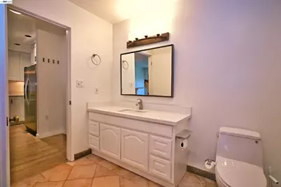 2225 23rd St #402, San Francisco, CA 94107 - Photo 15