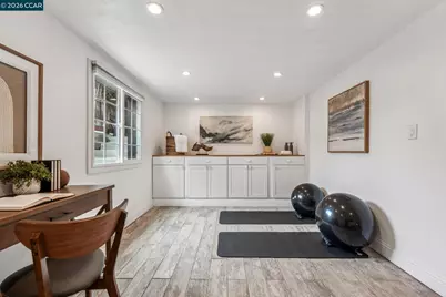 4037 Rusting Ave, Oakland, CA 94605 - Photo 43