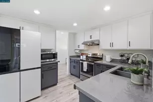 360 Flaming Oak Dr, Pleasant Hill, CA 94523 - Photo 17
